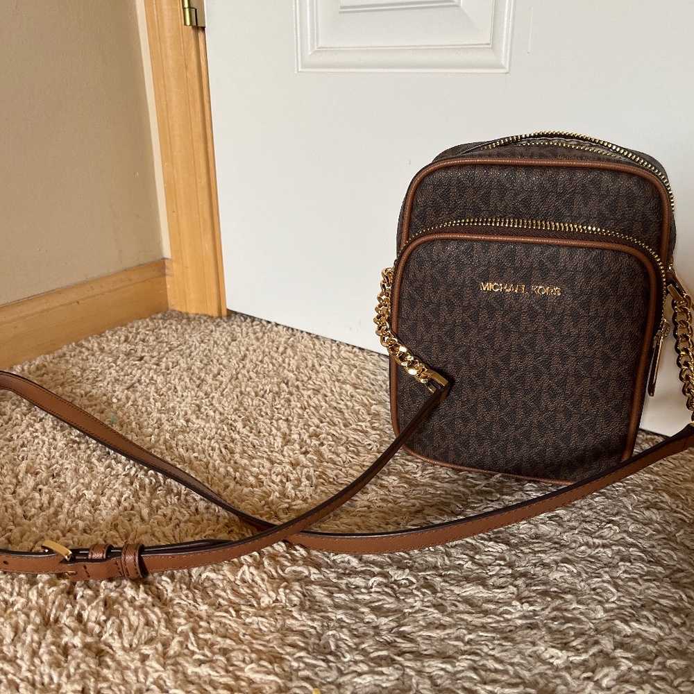 Michael Kors Crossbody